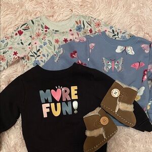 Garanimals Sweatshirt and furry boot lot with Multicolor "MORE FUN!" Graphic
